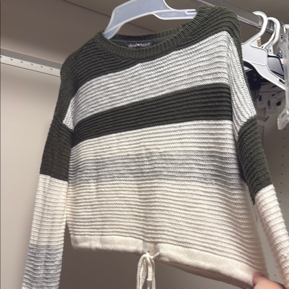 Green and White Crew Neck Sweater